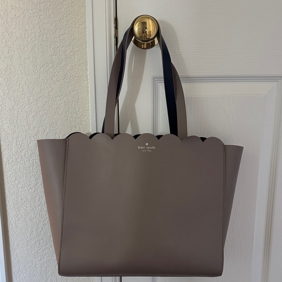 Kate Spade Taupe and Black Scalloped Tote - Picture 1 of 1